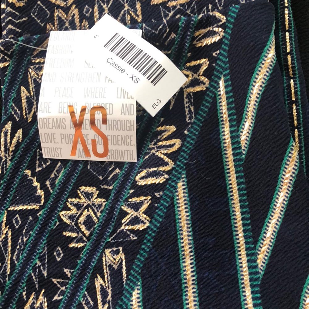 XS LuLaRoe Cassie skirt elegant